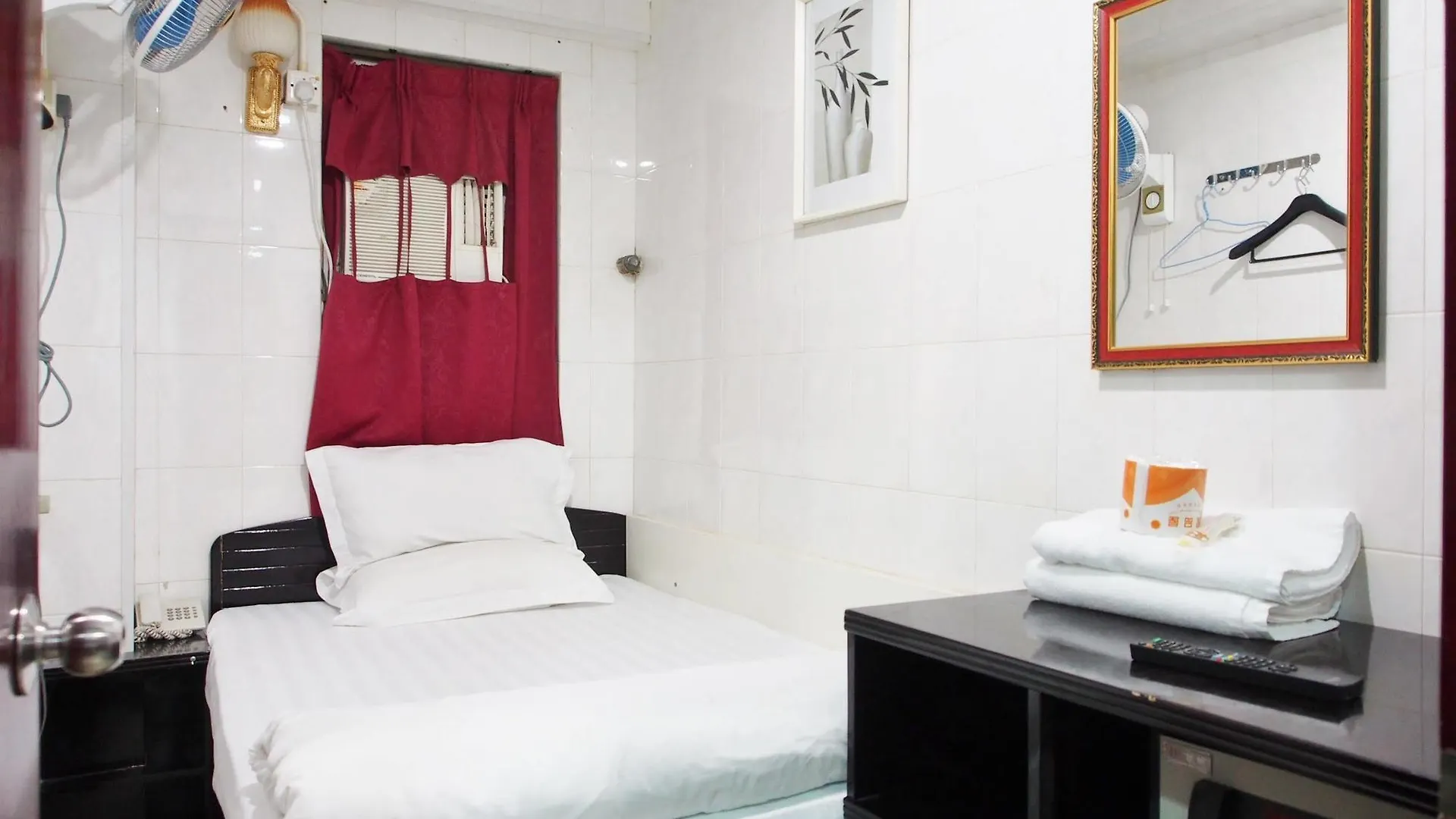 Paris Guest House Hongkong 0*,